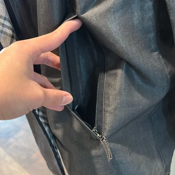 Burberry Small - Medium Coat Gray with Hoodie - Picture 12 of 12